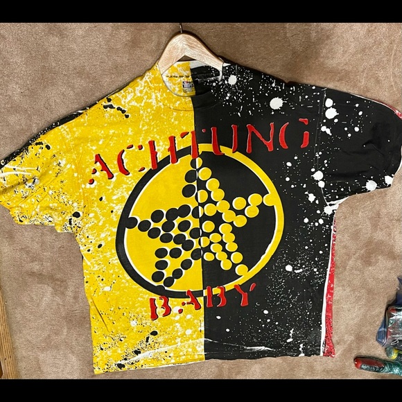 Genuine U2 Concert T-Shirt “ACHTUNG BABY” from the ZOO TV  TOUR - Picture 2 of 3